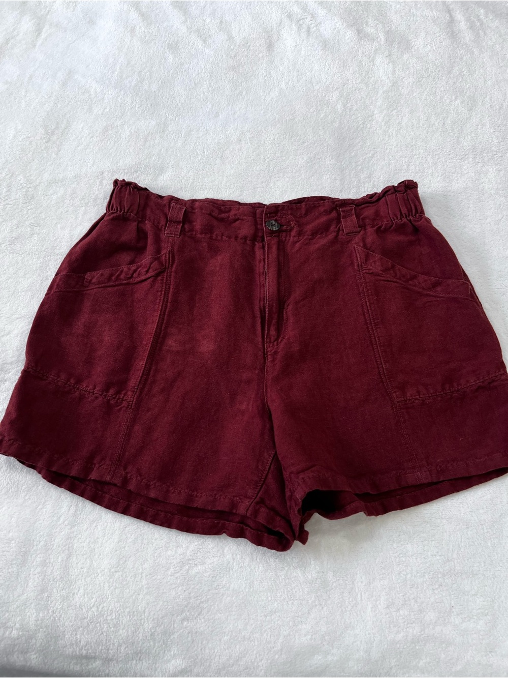 Old Navy Burgundy High-Rise Linen-Blend Shorts - Picture 3 of 8